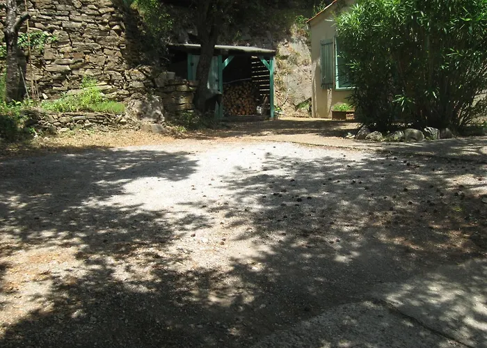 Le Petit Paradis